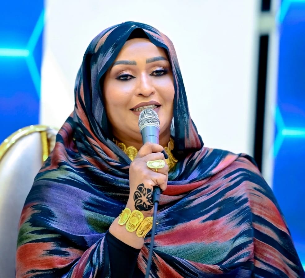  نقطة سطر جديد - عباس الماحى: أحلى الحروف إلى وفاء معروف